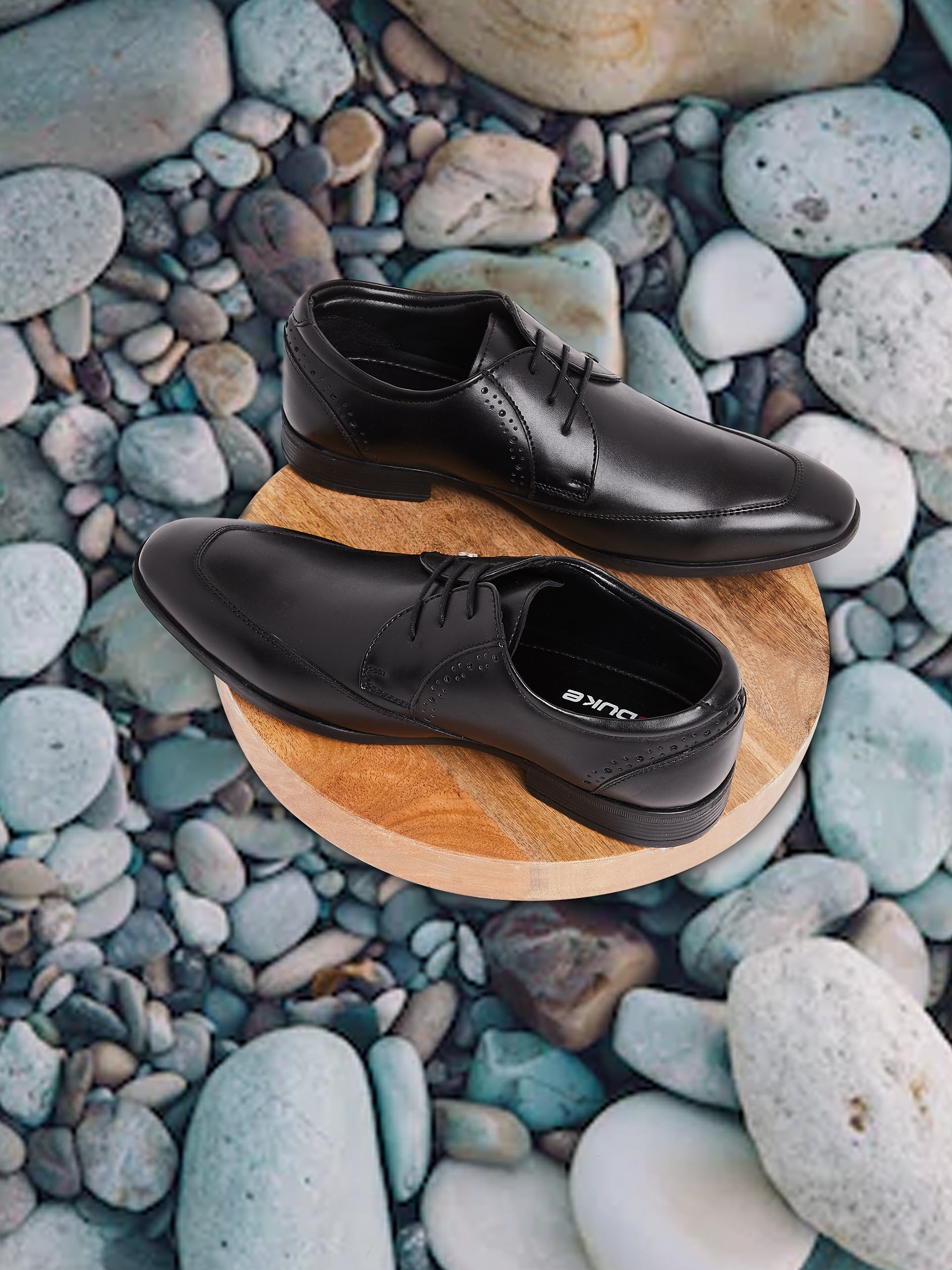 

Duke Men Black Derby Formal Shoes - FWOL512