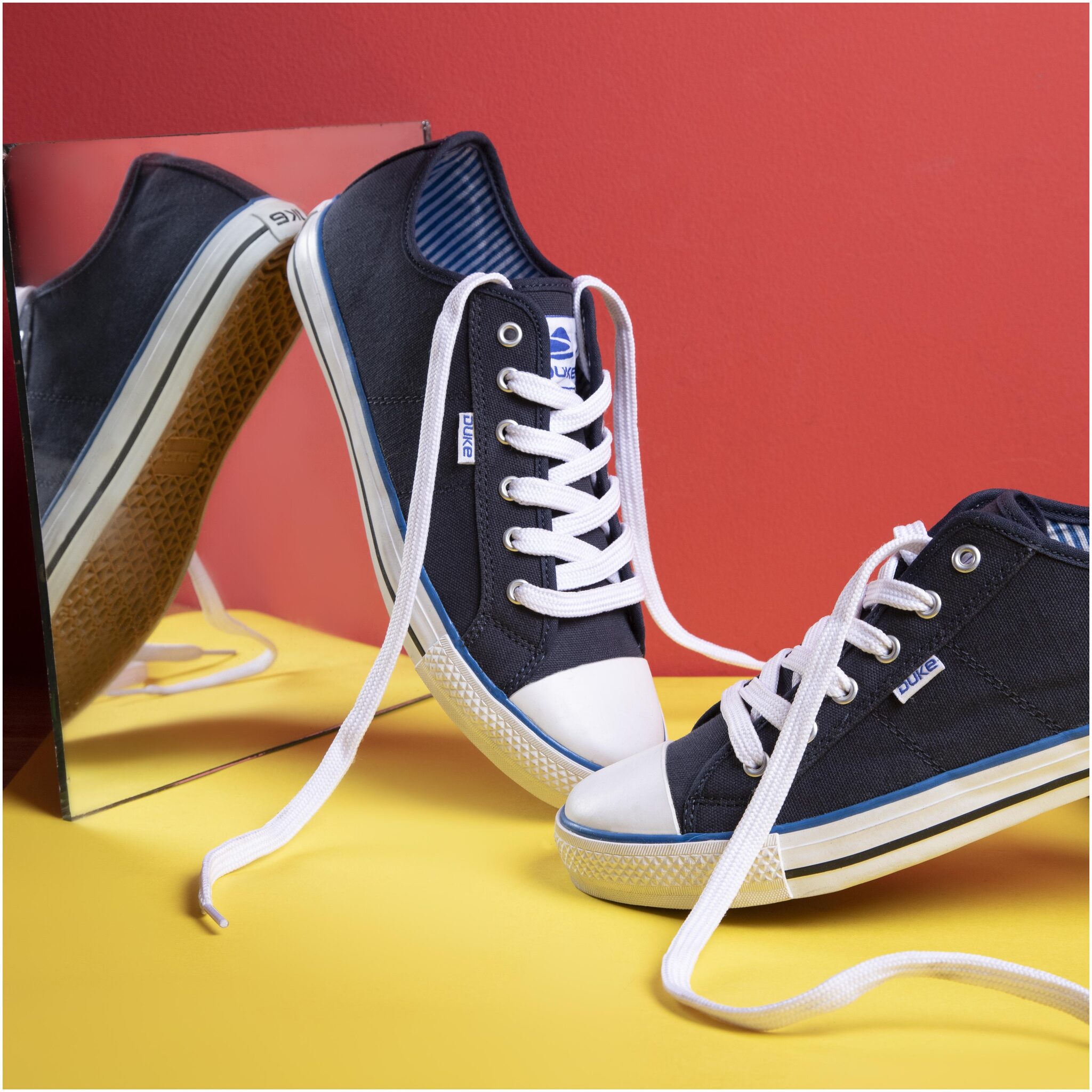 

Duke Sneakers Men Blue Sneakers