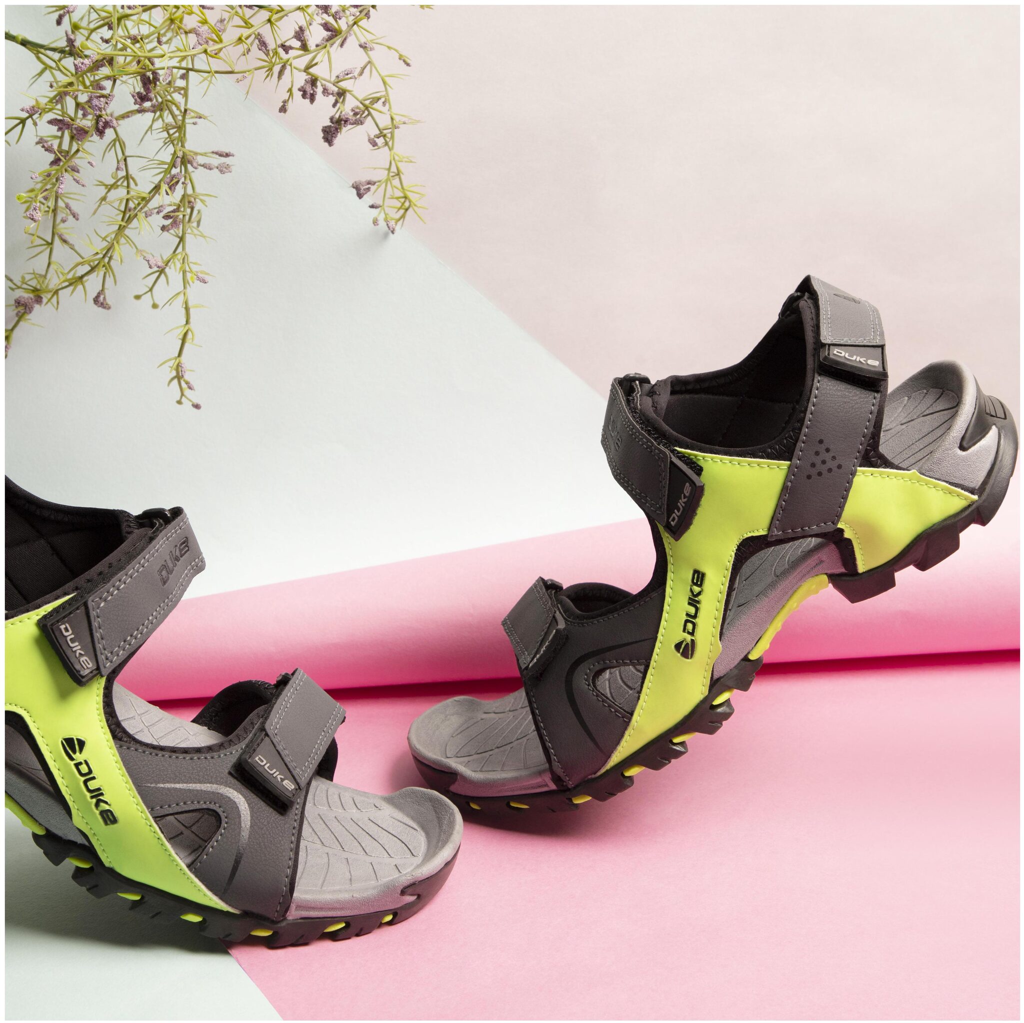 

Duke Men Grey Sandals