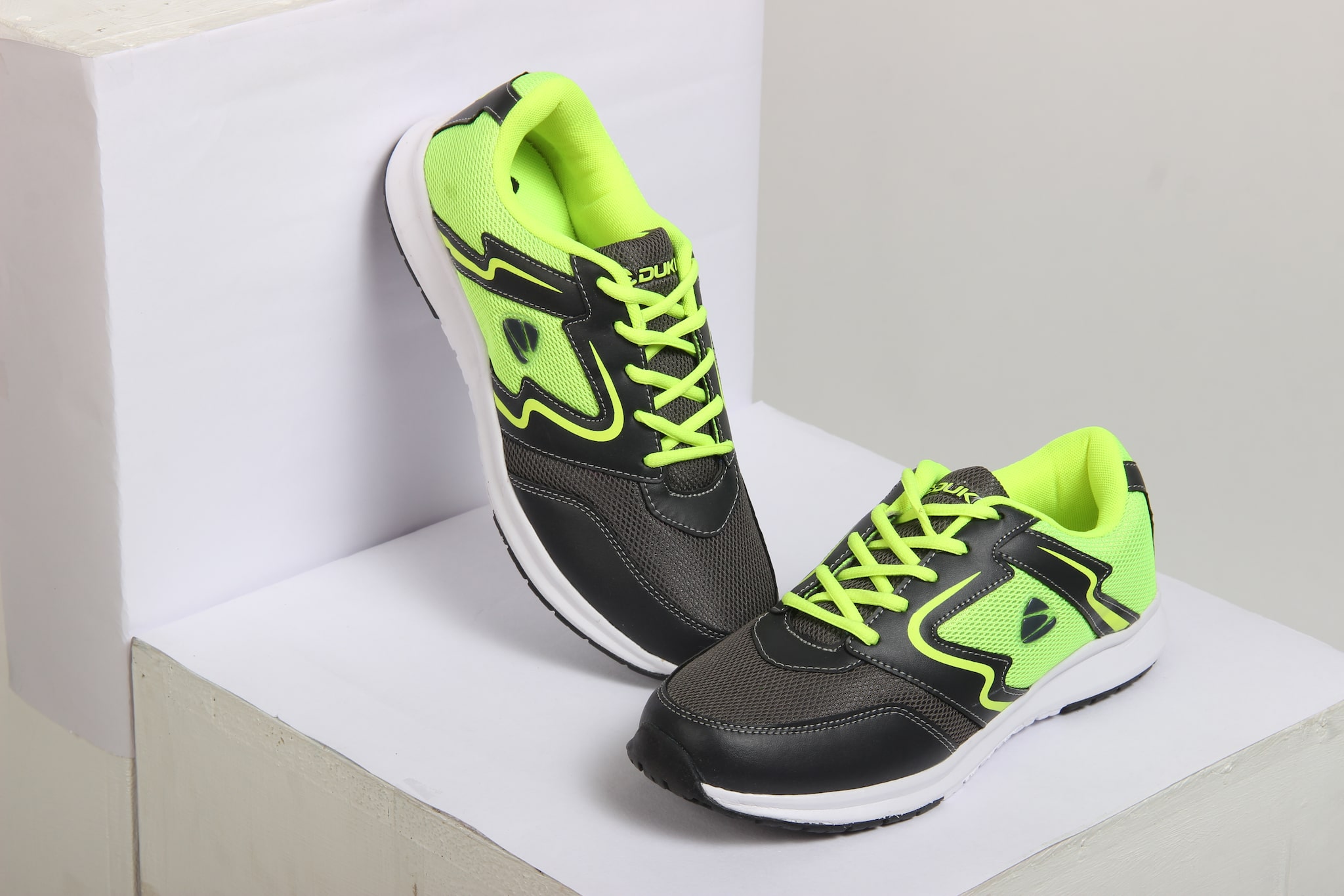 

Duke Men Training Gym Shoes ( Green )