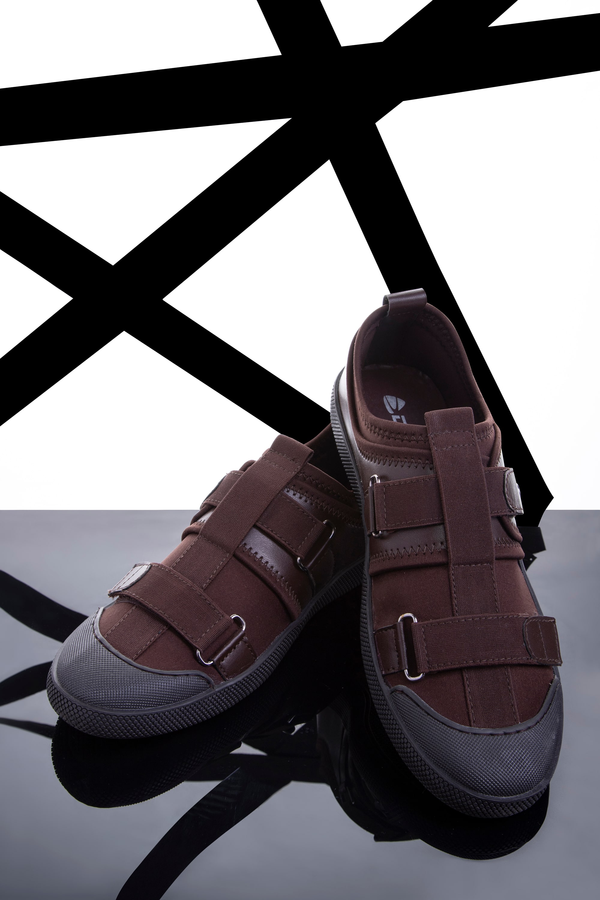 

Duke Sneakers Men Brown Sneakers