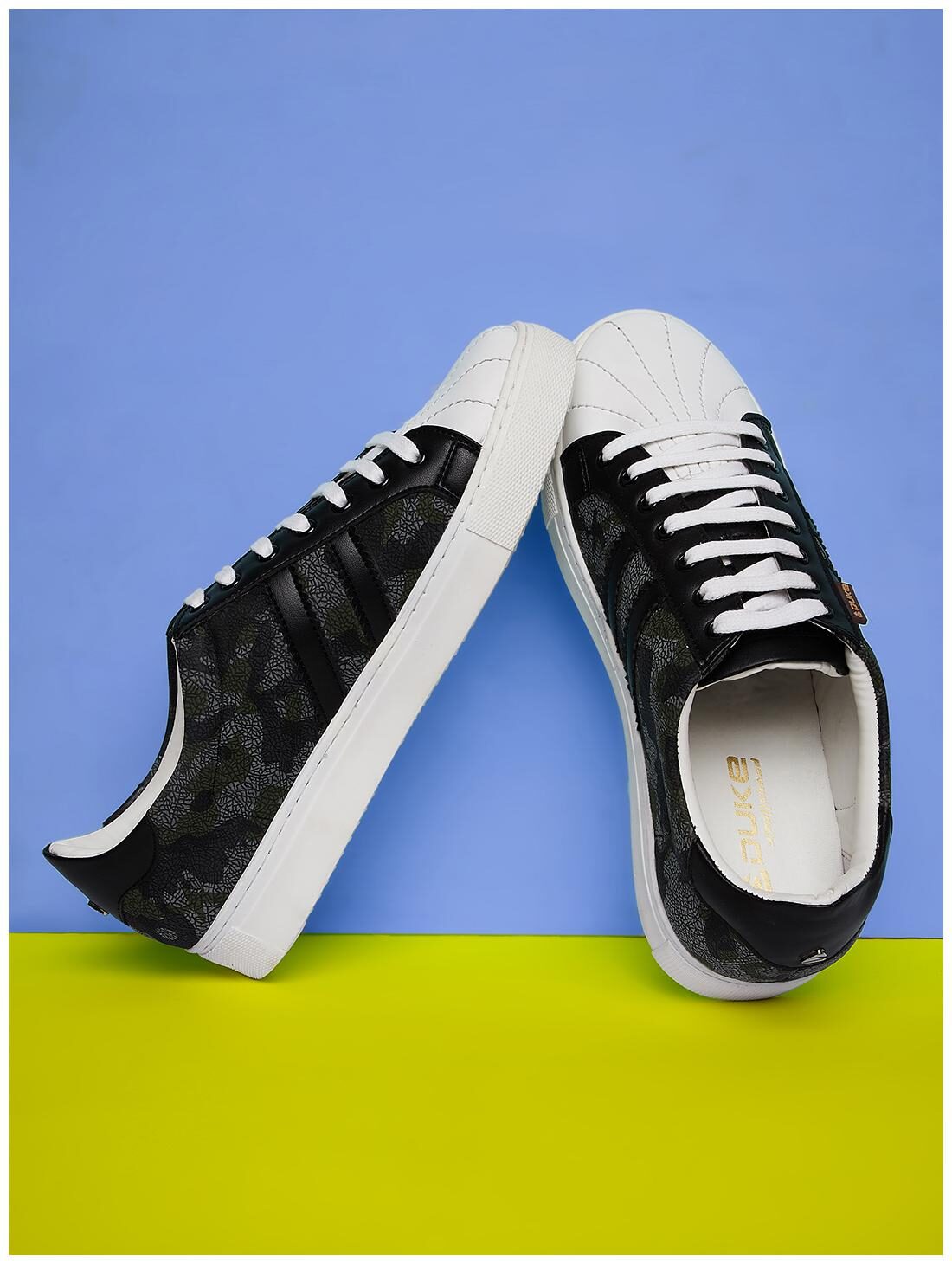 

Duke Men Black Classic Sneakers - Fwol500
