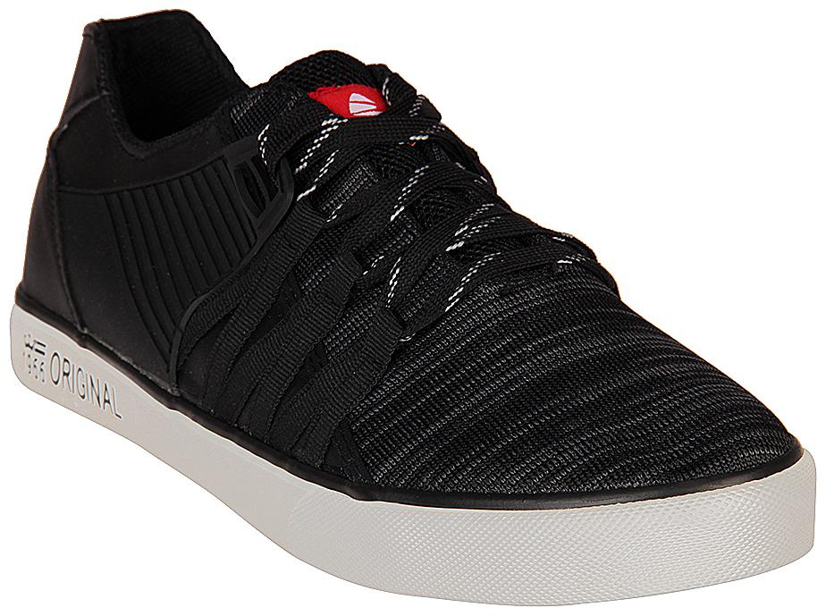 

Duke Men Black Sneakers