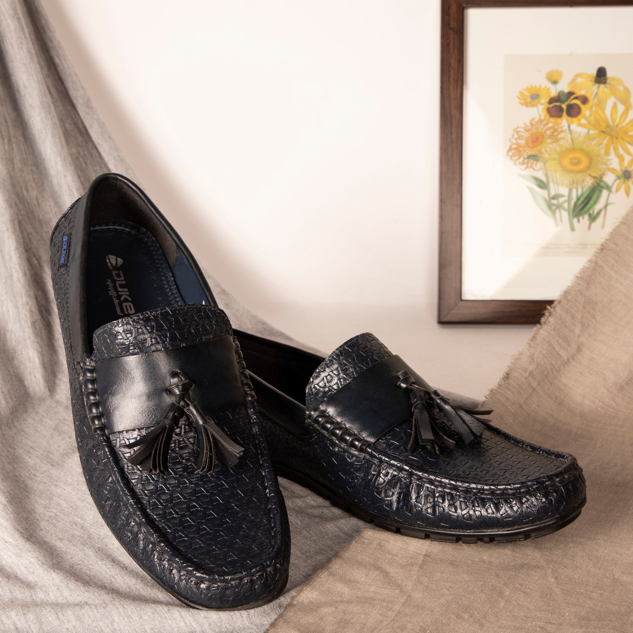 

Duke Men Black Loafers