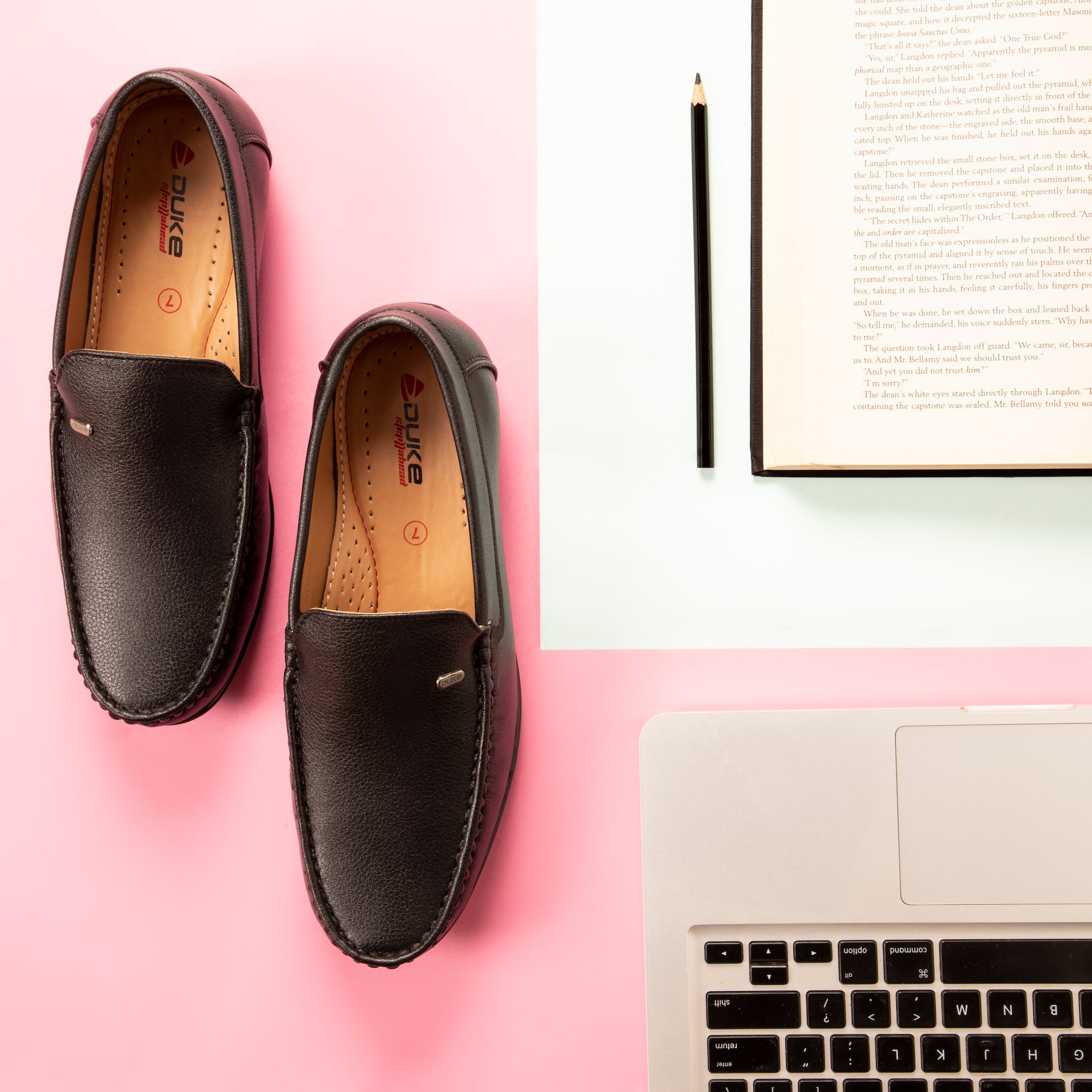 

Duke Men Black Loafers