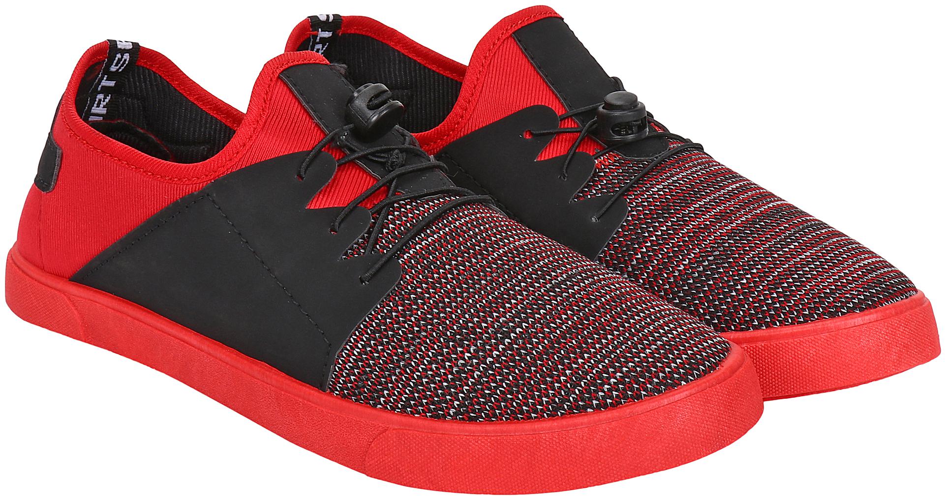

Earton Men Red Loafers