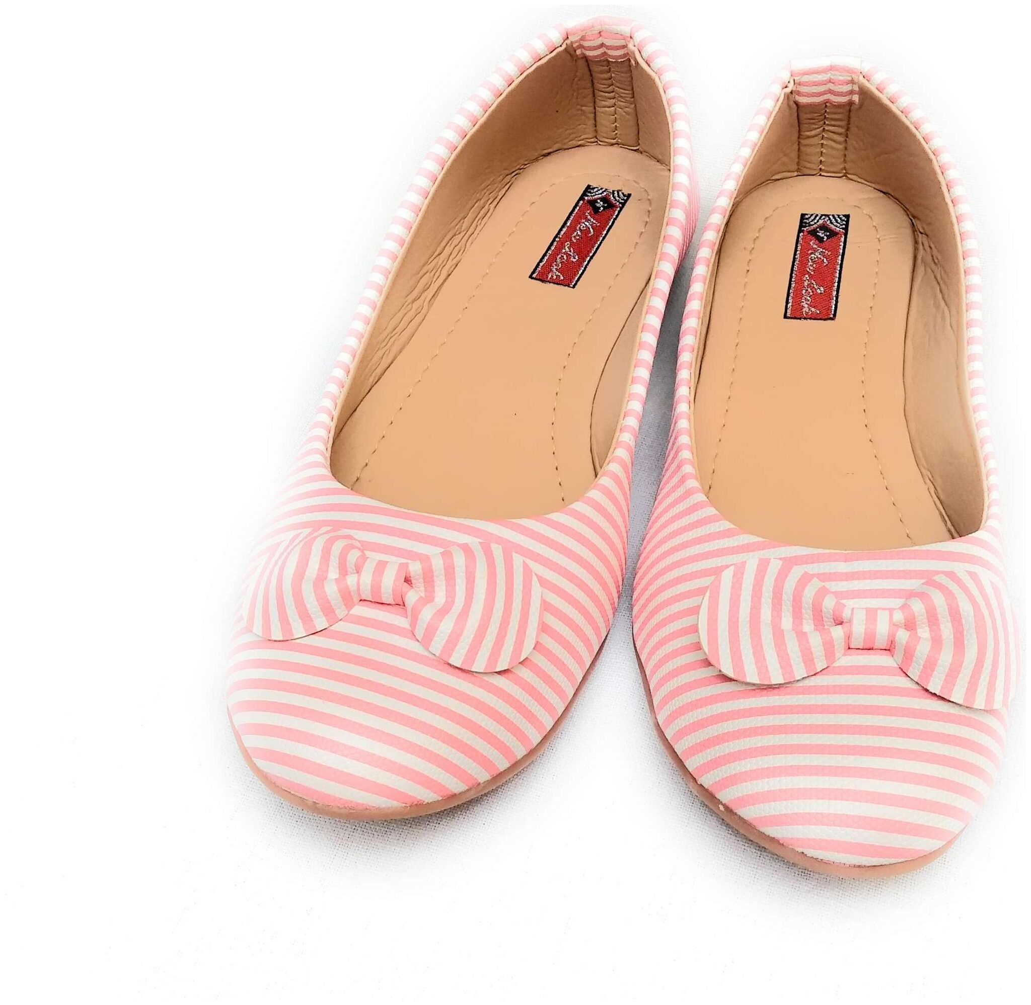

Fashion World modern designing bellies for womens and girls