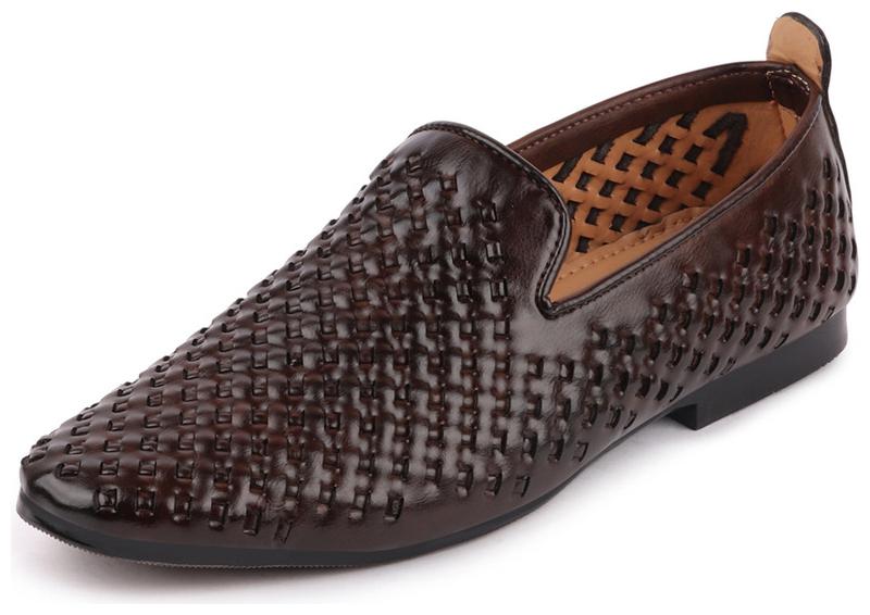 

FAUSTO Men s Brown Ethnic Jutis and Mojaris