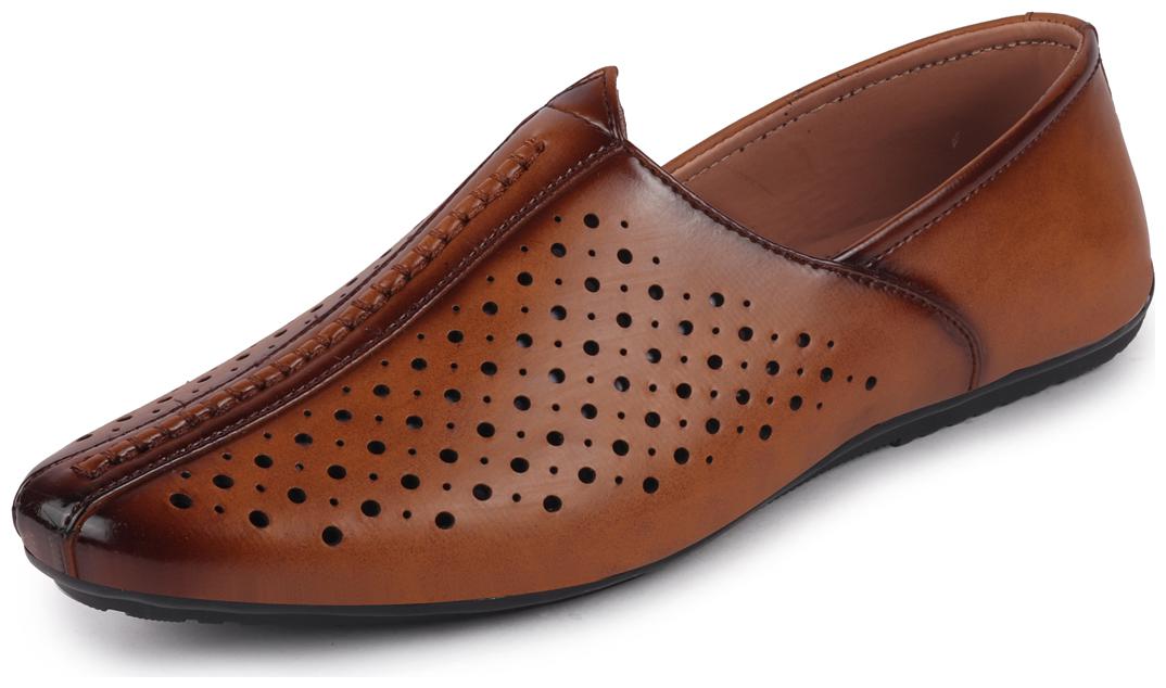 

FAUSTO Men s Tan Ethnic Traditional Juttis Mojaris