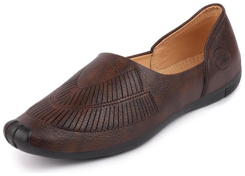 

FAUSTO Men s Brown Ethnic Jutis and Mojaris