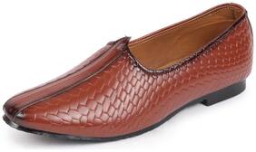 Men Mojari ( Brown )
