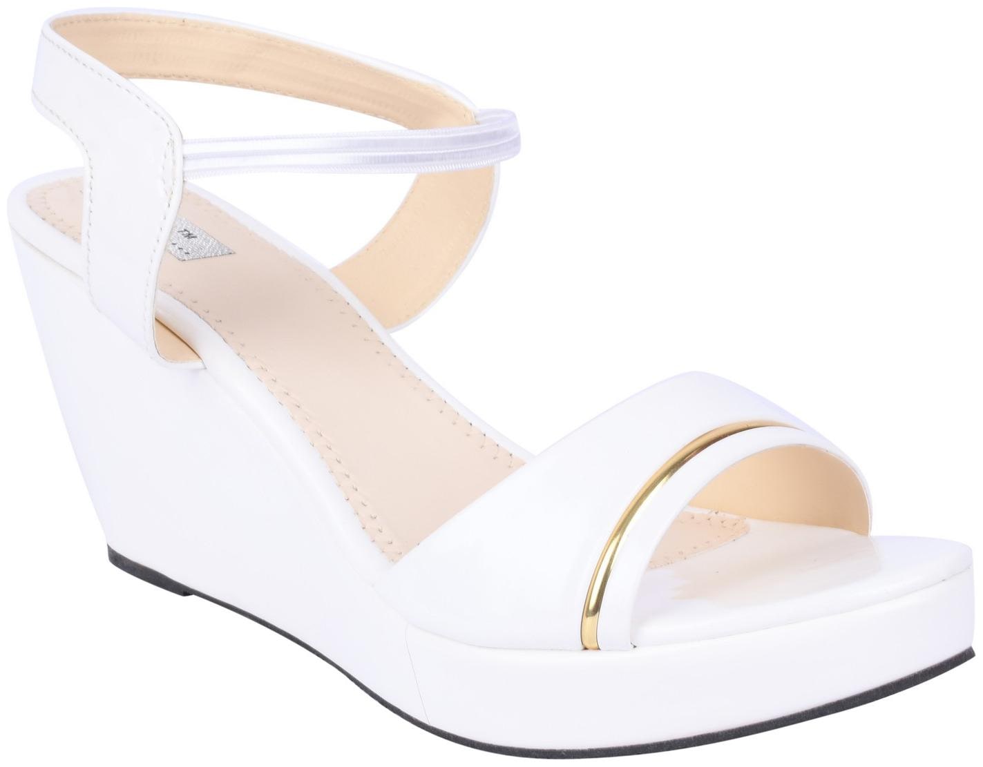 

Feel It Women White Wedges