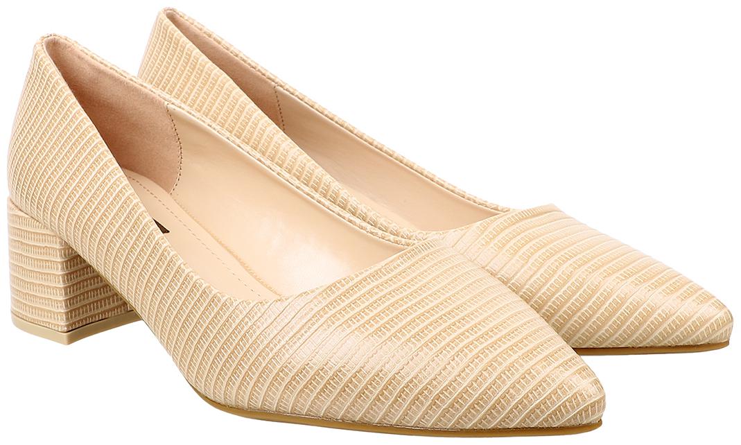 

Flat n Heels Women Beige Pumps