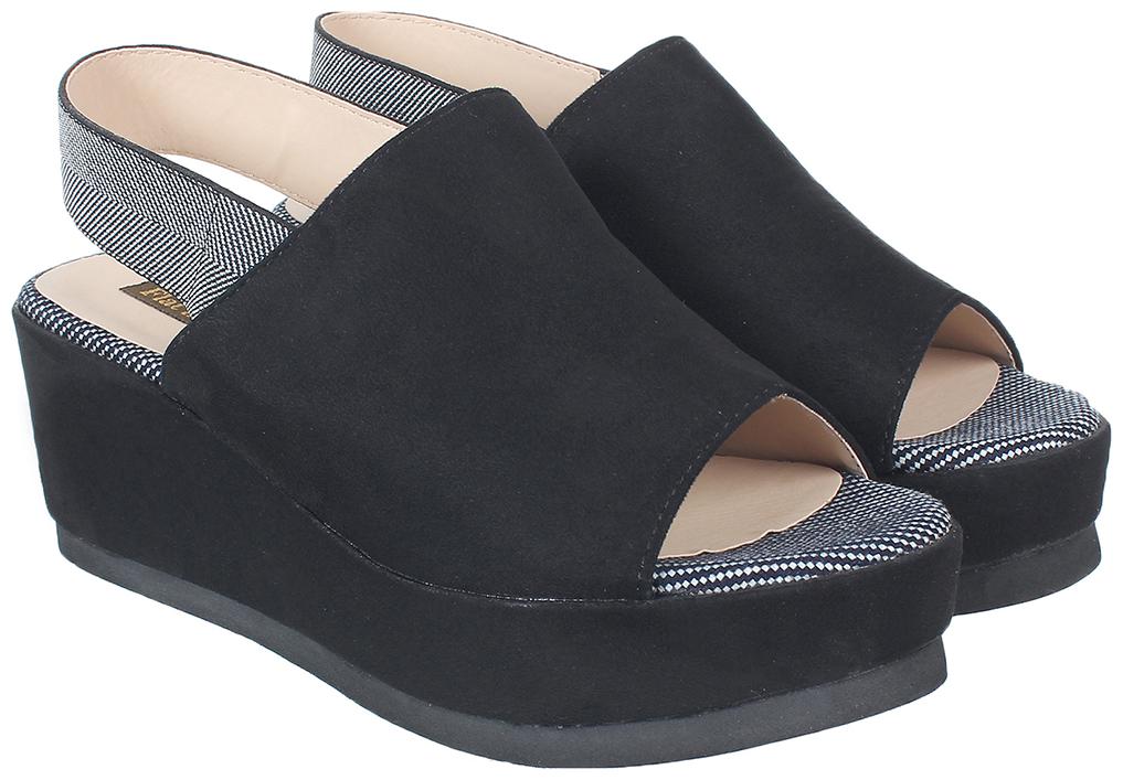 

Flat n Heels Women Black Wedges