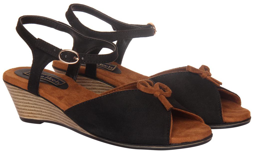 

Flat n Heels Women Black Wedges