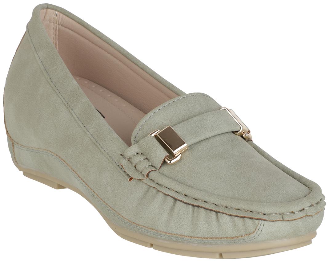 

Flat n Heels Women Green Loafers