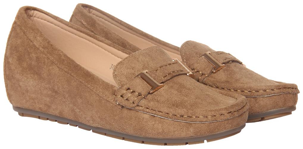 

Flat n Heels Women Brown Casual Shoes