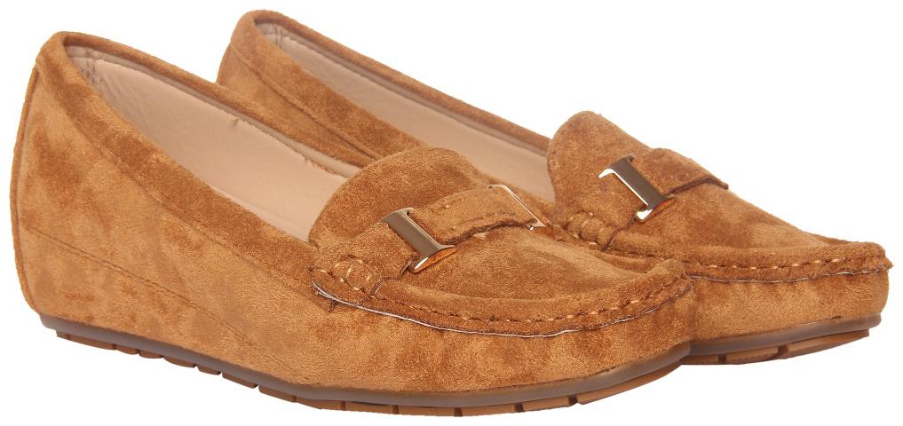 

Flat n Heels Women Tan Casual Shoes