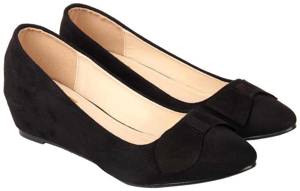 

Flat n Heels Women Black Wedges