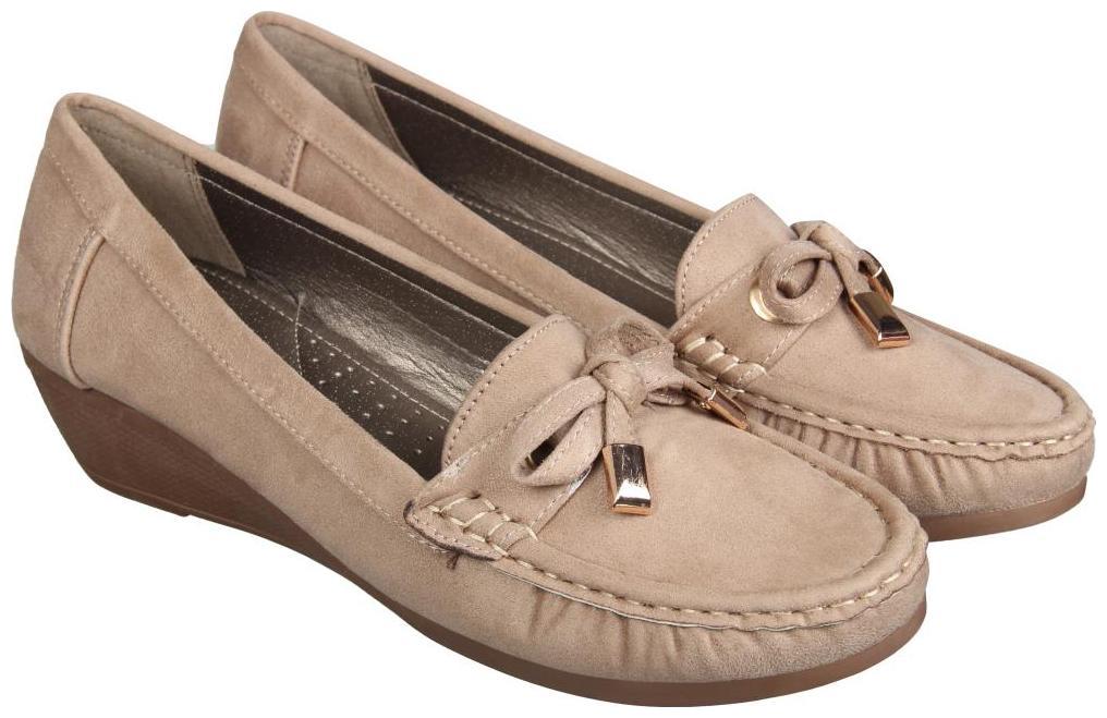 

Flat n Heels Women Brown Wedges