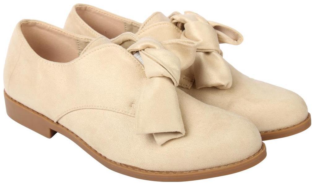 

Flat n Heels Women Beige Casual Shoes
