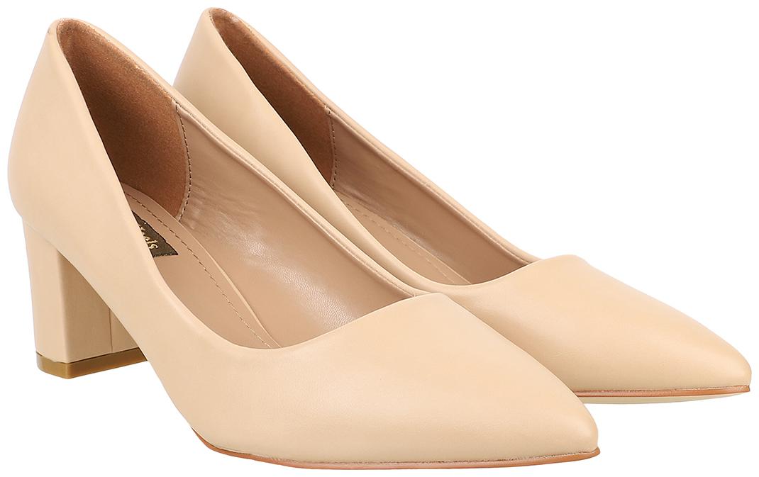 

Flat n Heels Women Beige Pumps