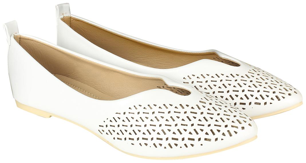 

Flat n Heels Women White Bellies