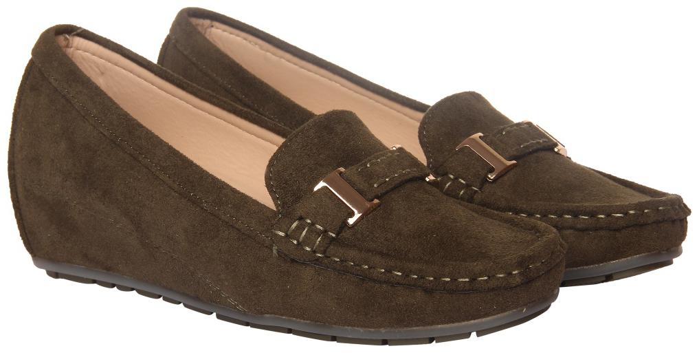

Flat n Heels Women Green Casual Shoes