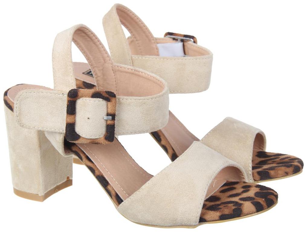 

Flat n Heels Women Beige Heeled Sandals