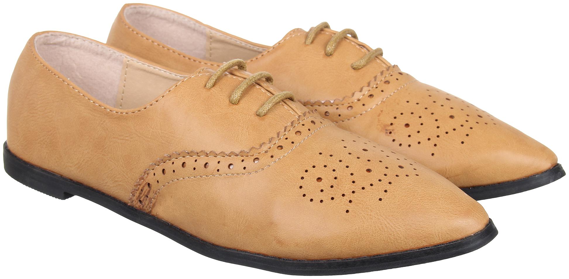 

Footilicious Women Beige Espadrilles