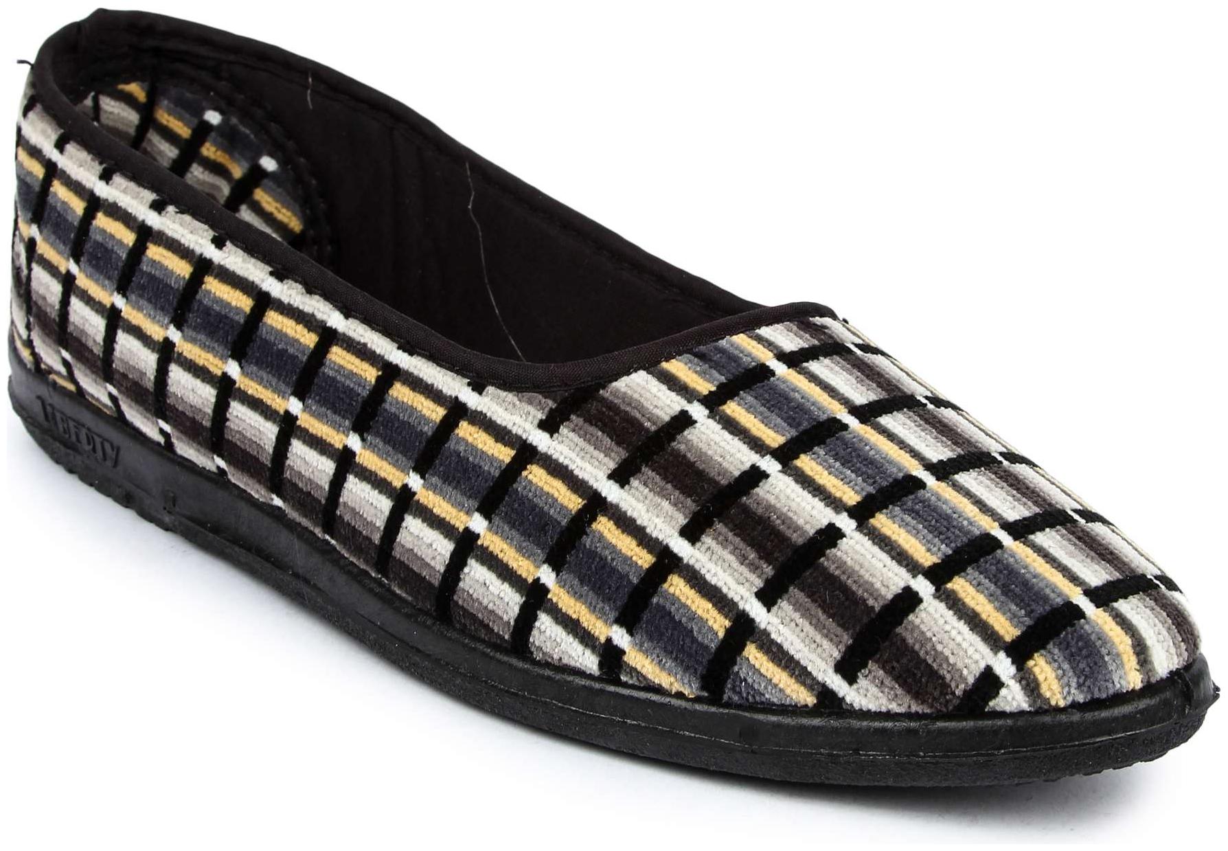 

Gliders by Liberty Women s Cream Casual Shoes