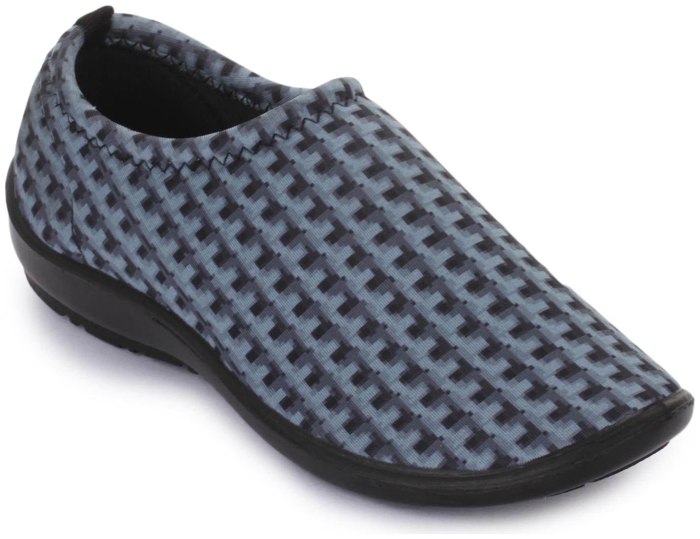 

Gliders By Liberty Women Black Casual Shoes