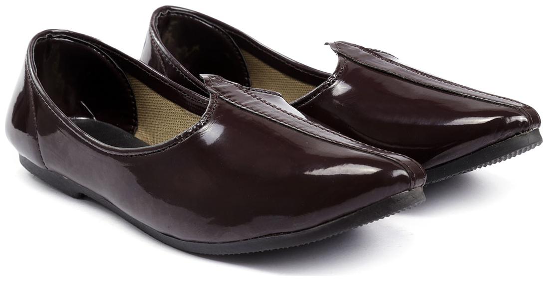 

Global richMen s Patent Faux Leather Jutti s Nagra s and Mojari s