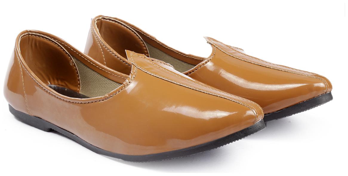 

Global richMen s Patent Faux Leather Jutti s Nagra s and Mojari s