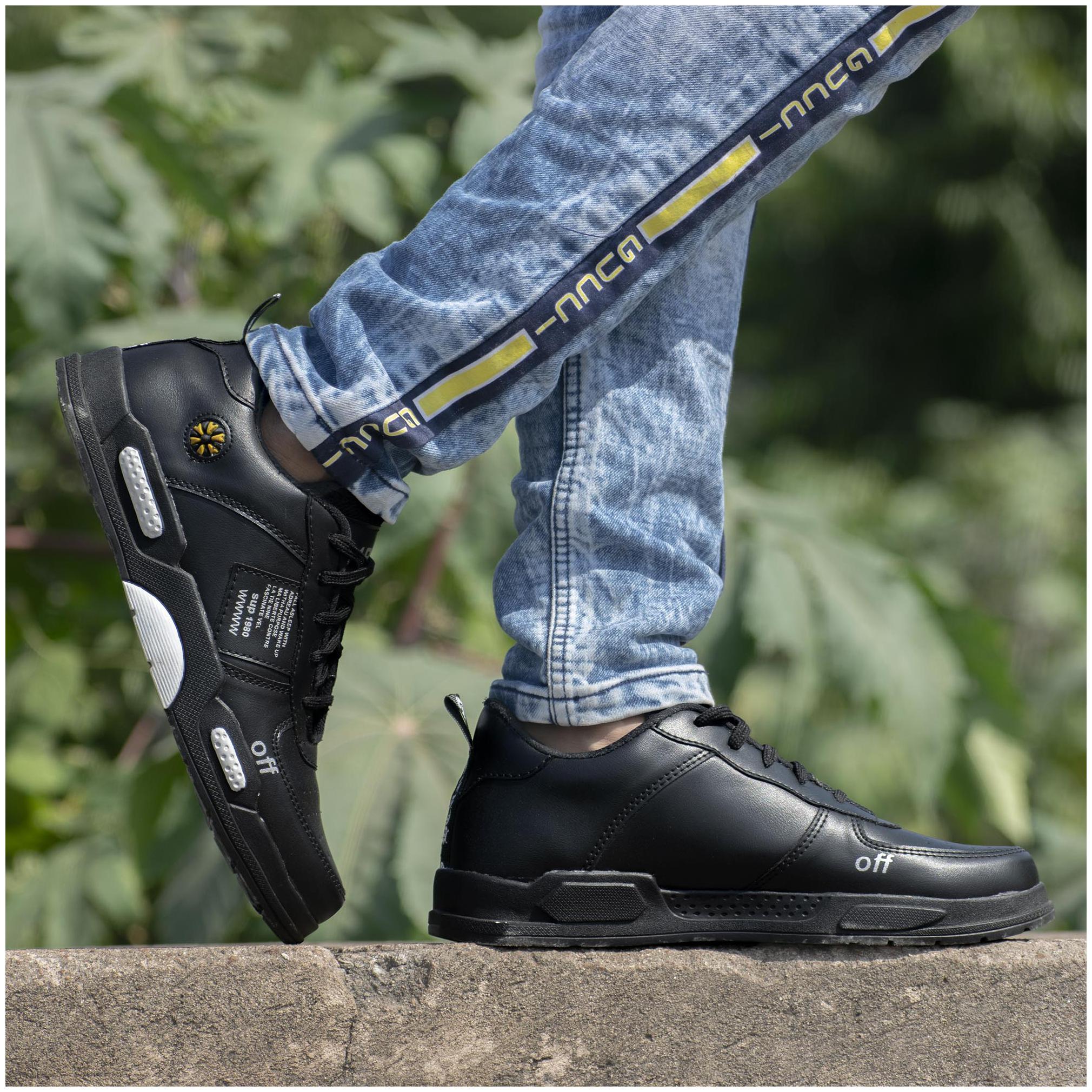 

Groofer Black Sneakers Shoes For Men