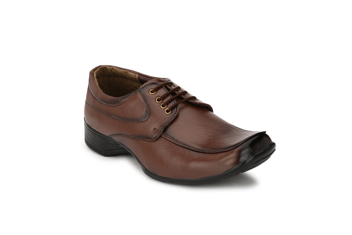 

Groofer Men Brown Oxford Formal Shoes - 112BROWN