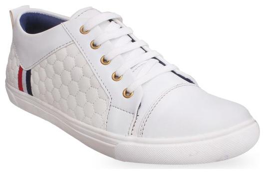 

Groofer Men White Slip-On Sneakers