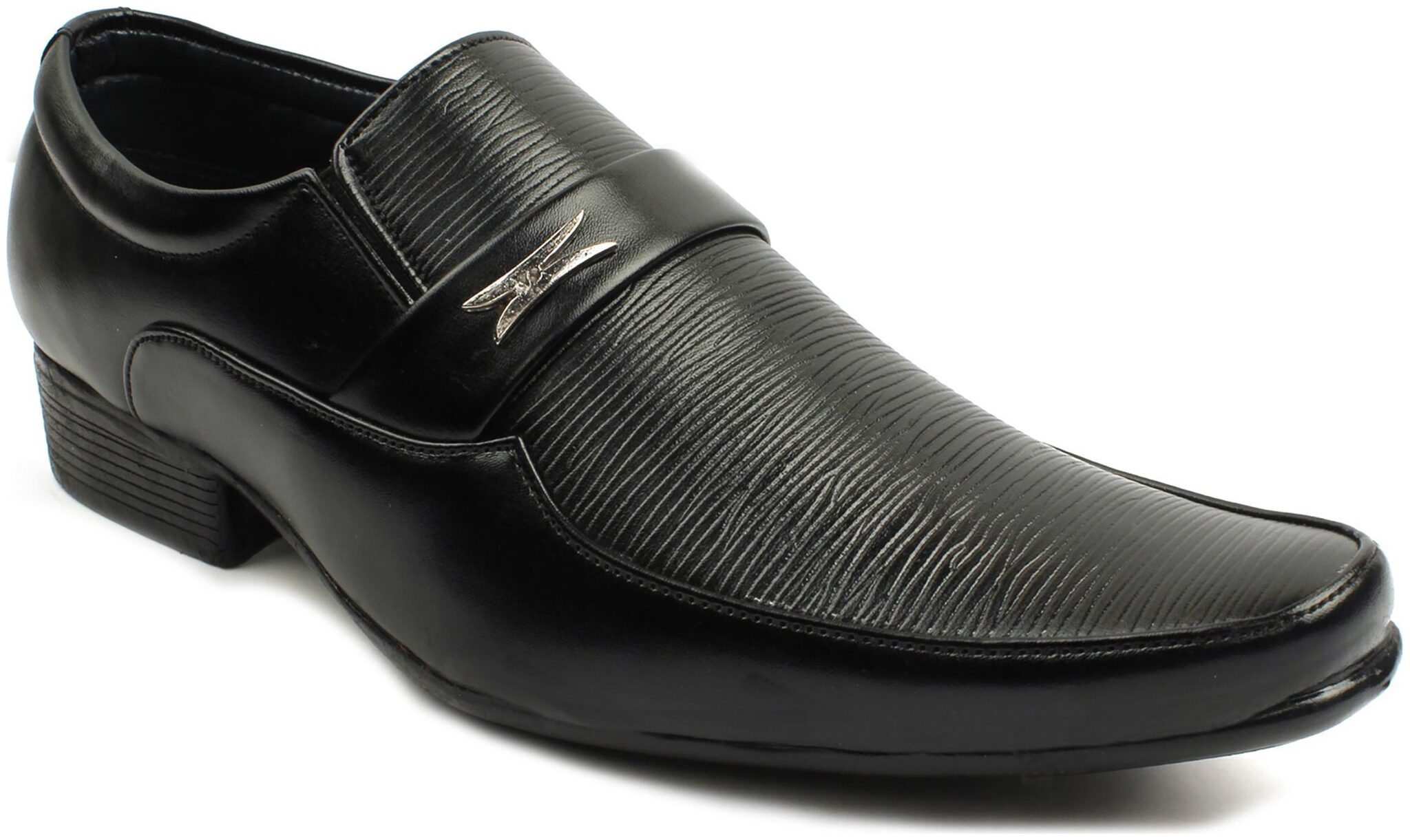 

Groofer Men Black Slip-On Formal Shoes