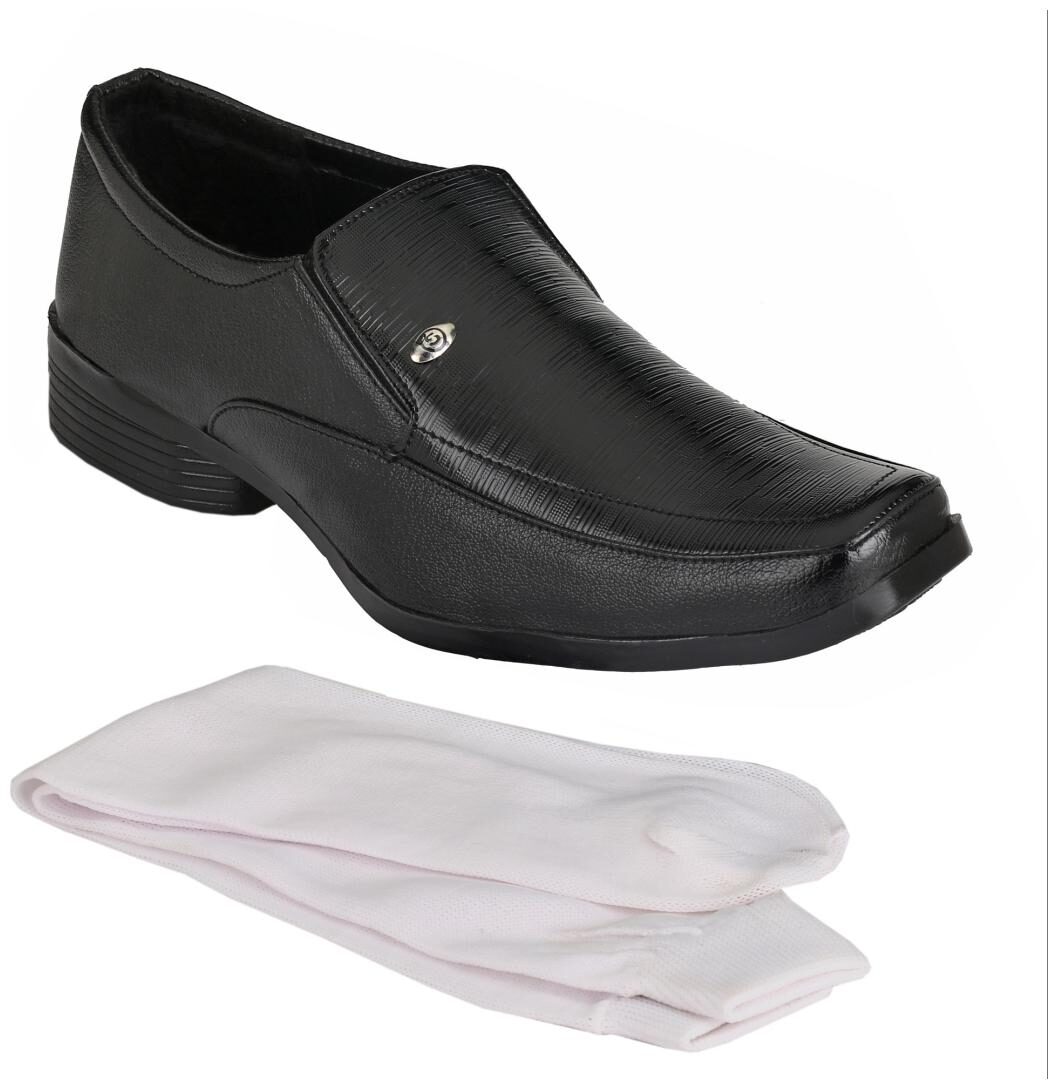 

Groofer Men s Black Slip On Formal Shoes With Socks
