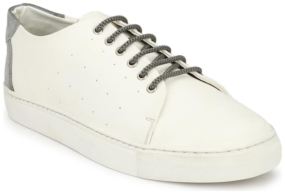 

Guava Men White Classic Sneakers - Gv15ja646