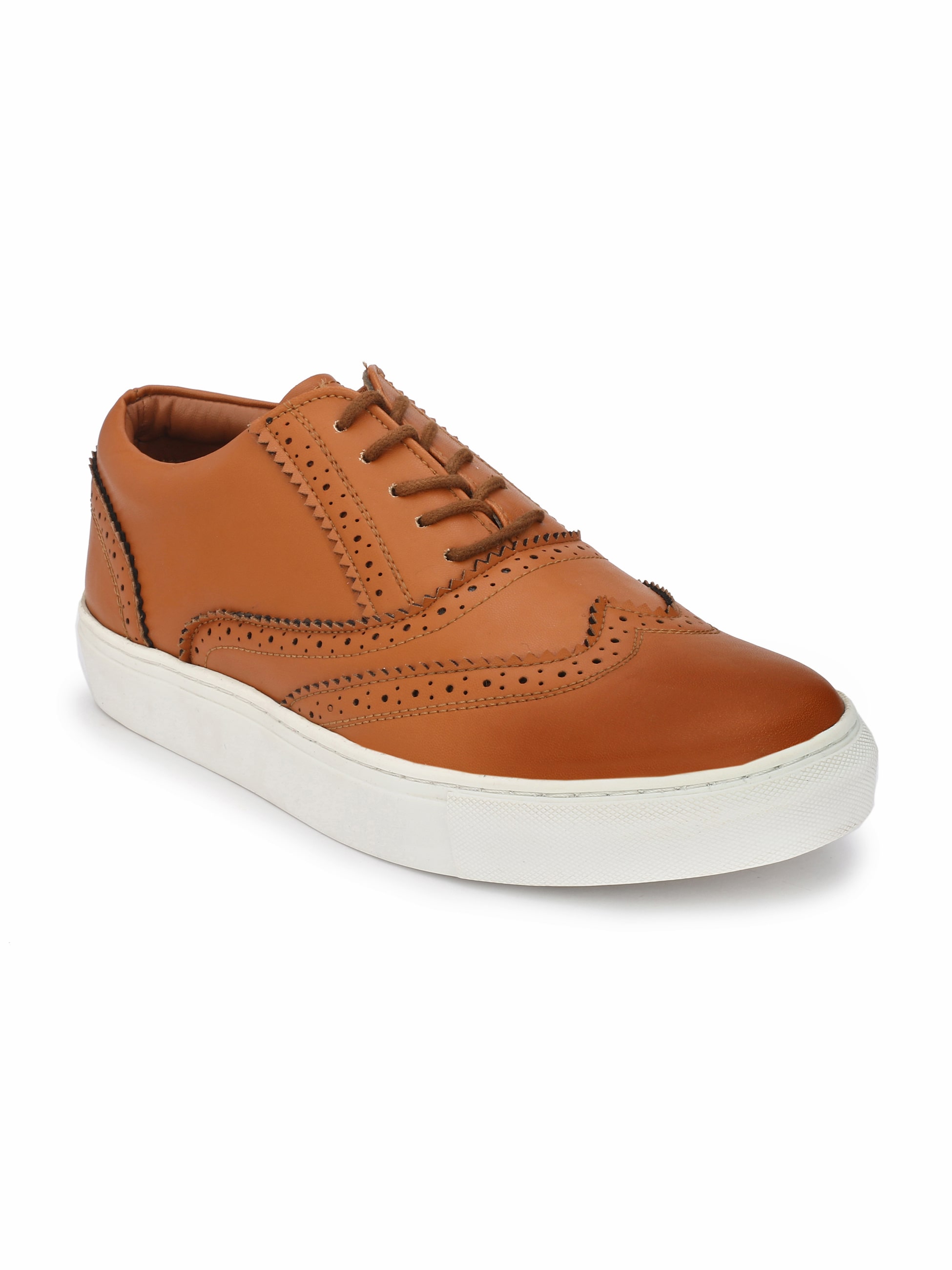 

Guava Men Tan Sneakers