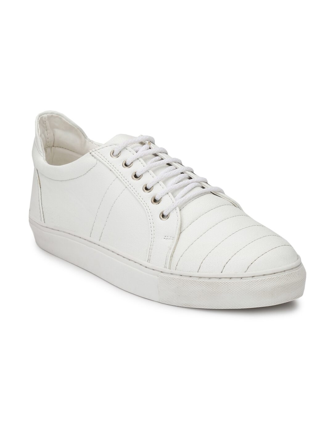 

Guava Men White Classic Sneakers - Gv15ja534