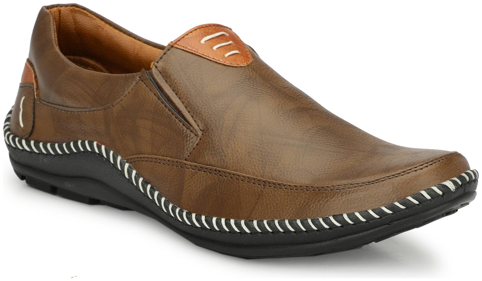 

GULASS WICK Men Brown Loafers