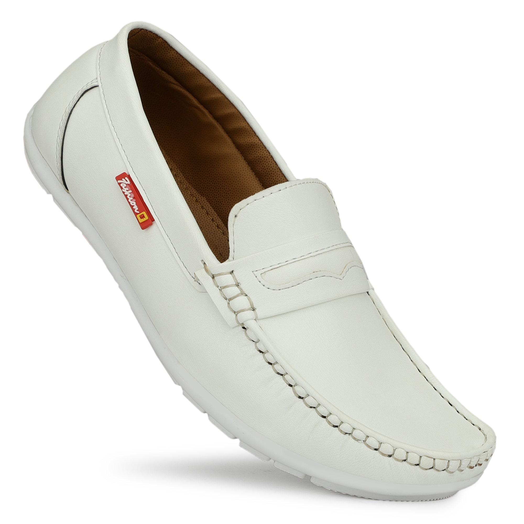 

GULASS WICK Men White Loafers