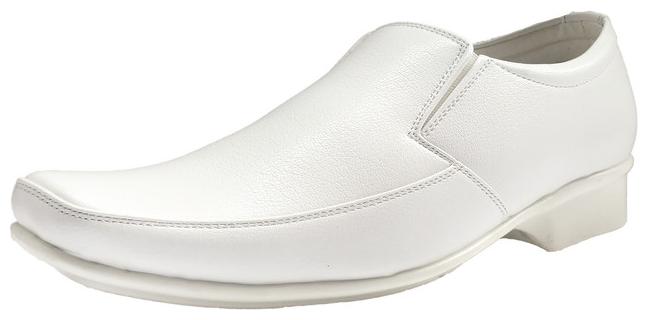 

HIKBI Men White Slip-On Formal Shoes - 1004WHPU