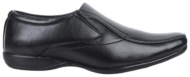 

HIKBI Men Black Slip-On Formal Shoes - 3239BK