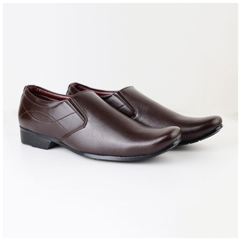 

HIKBI Men Brown Slip-On Formal Shoes - 1192DSBK
