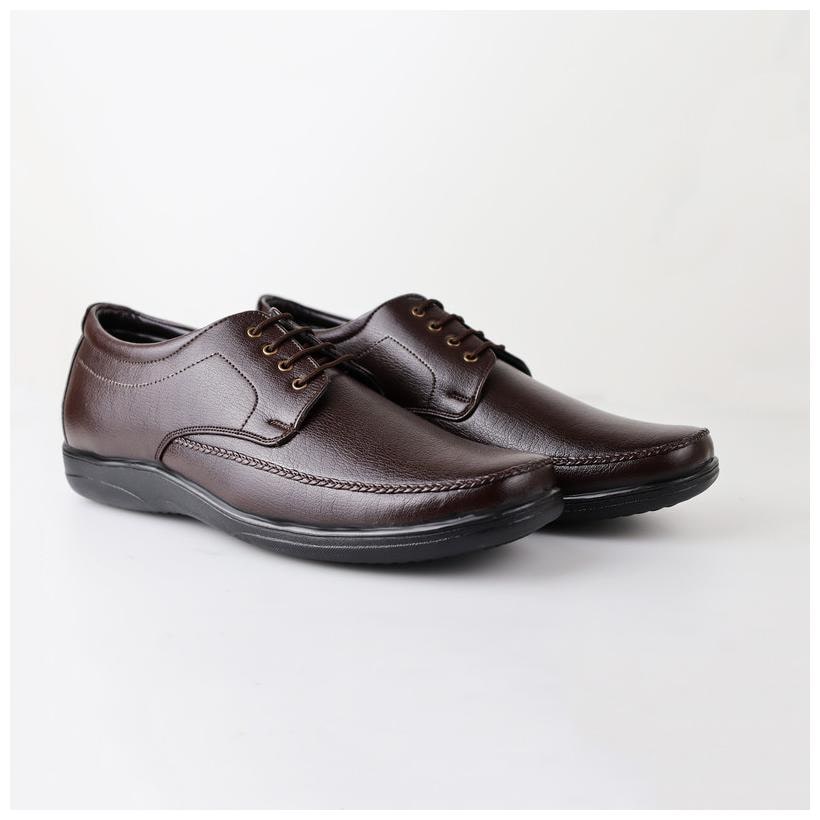 

HIKBI Men Brown Derby Formal Shoes - 918DSBK