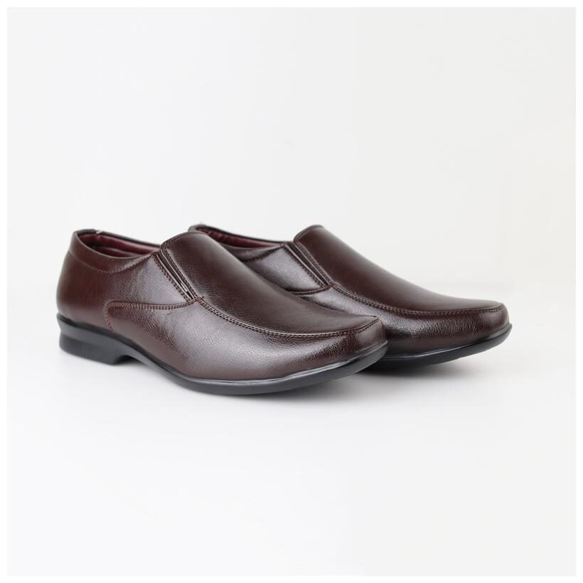 

HIKBI Men Brown Slip-On Formal Shoes - 2010DSBK