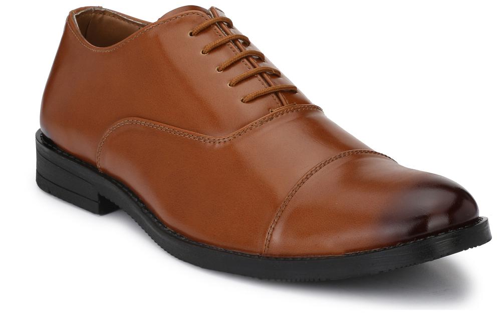 

Hirel s Men Tan Formal Shoes